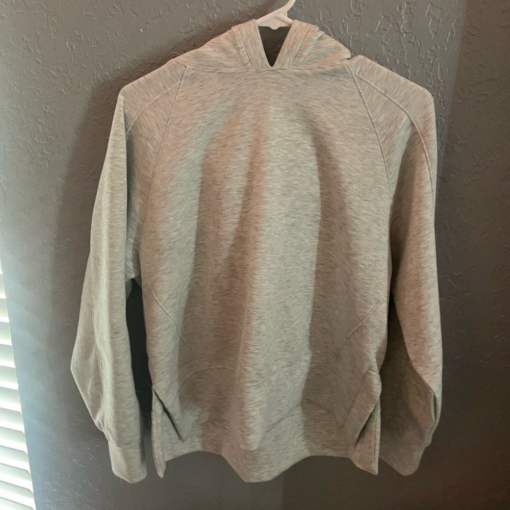 Yogalicious Light Gray Scuba Pullover